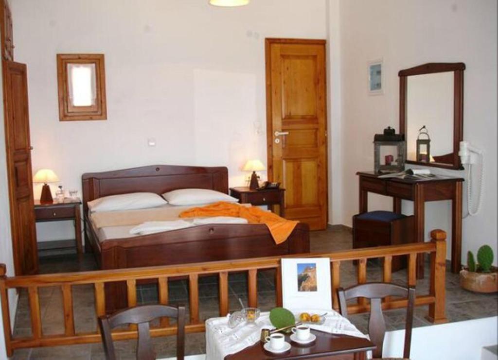 Belvedere Apartments Folégandros Rum bild